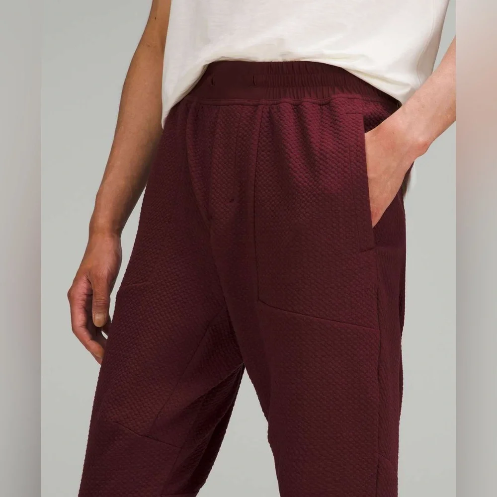 Lululemon At Ease Jogger Red Merlot Textured Knit Sweatpants Men Small